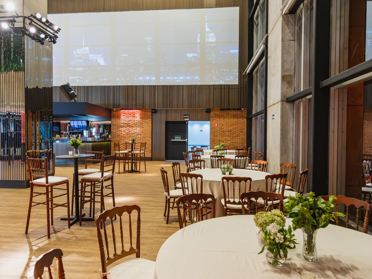 Fully styled event space before guests